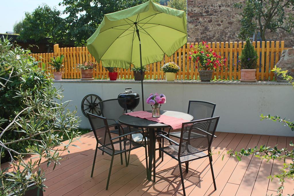 Ferienhof Graefe - 3-Seiten Hof Mit Grossem Garten, Pool & Sauna Meißen 외부 사진